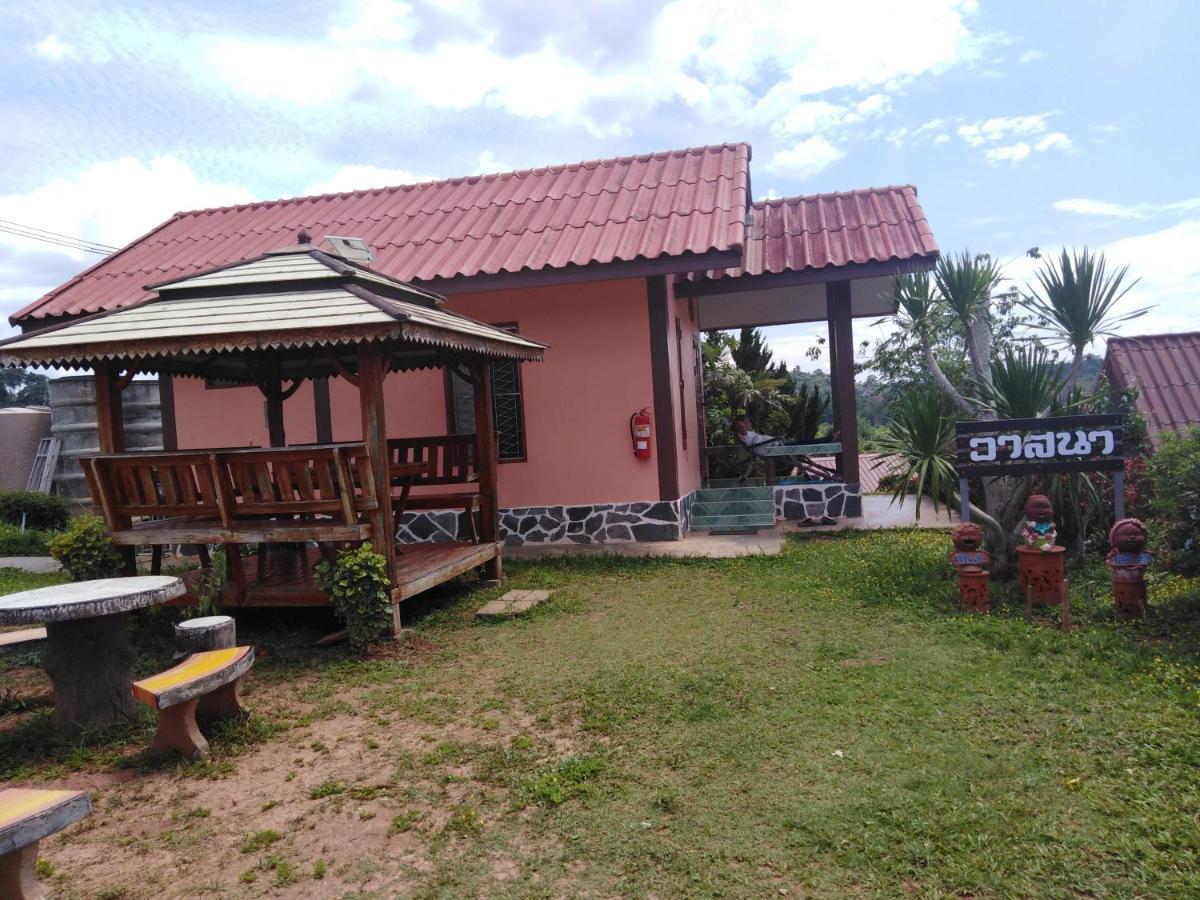 ホテル Khao Kho Flora エクステリア 写真