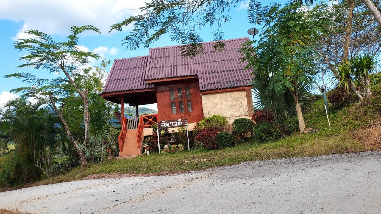 ホテル Khao Kho Flora エクステリア 写真
