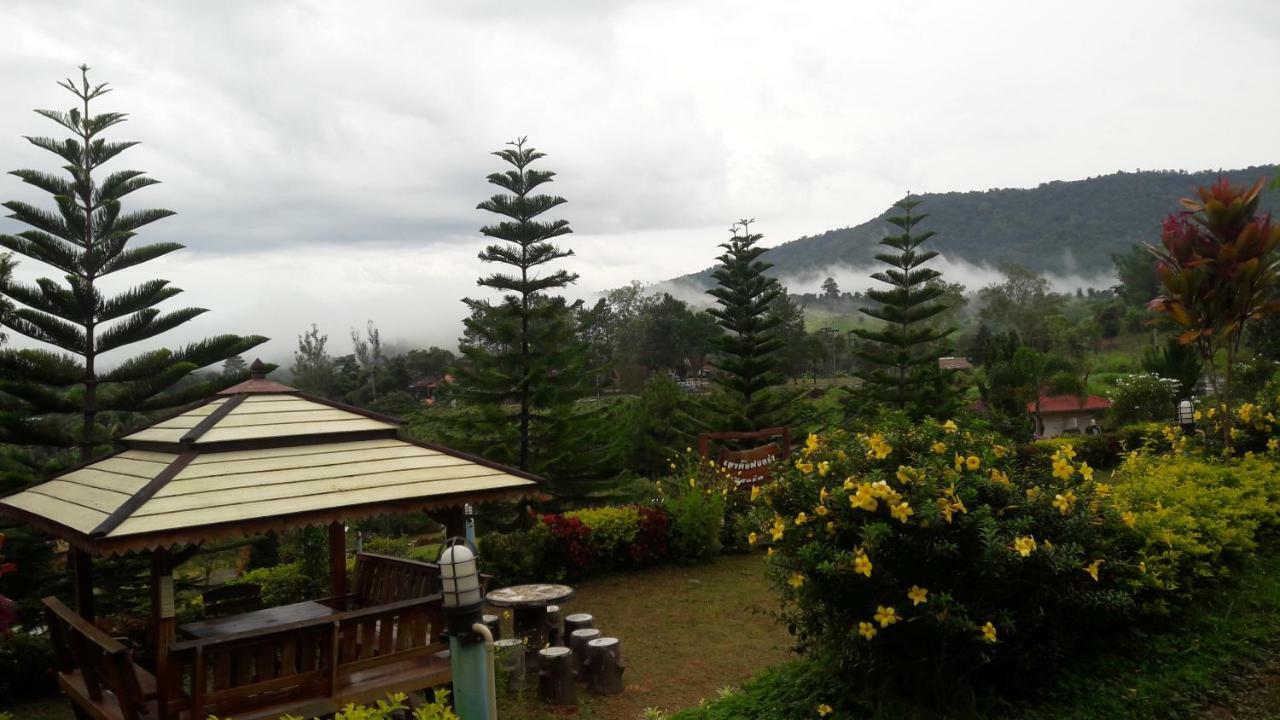 ホテル Khao Kho Flora エクステリア 写真